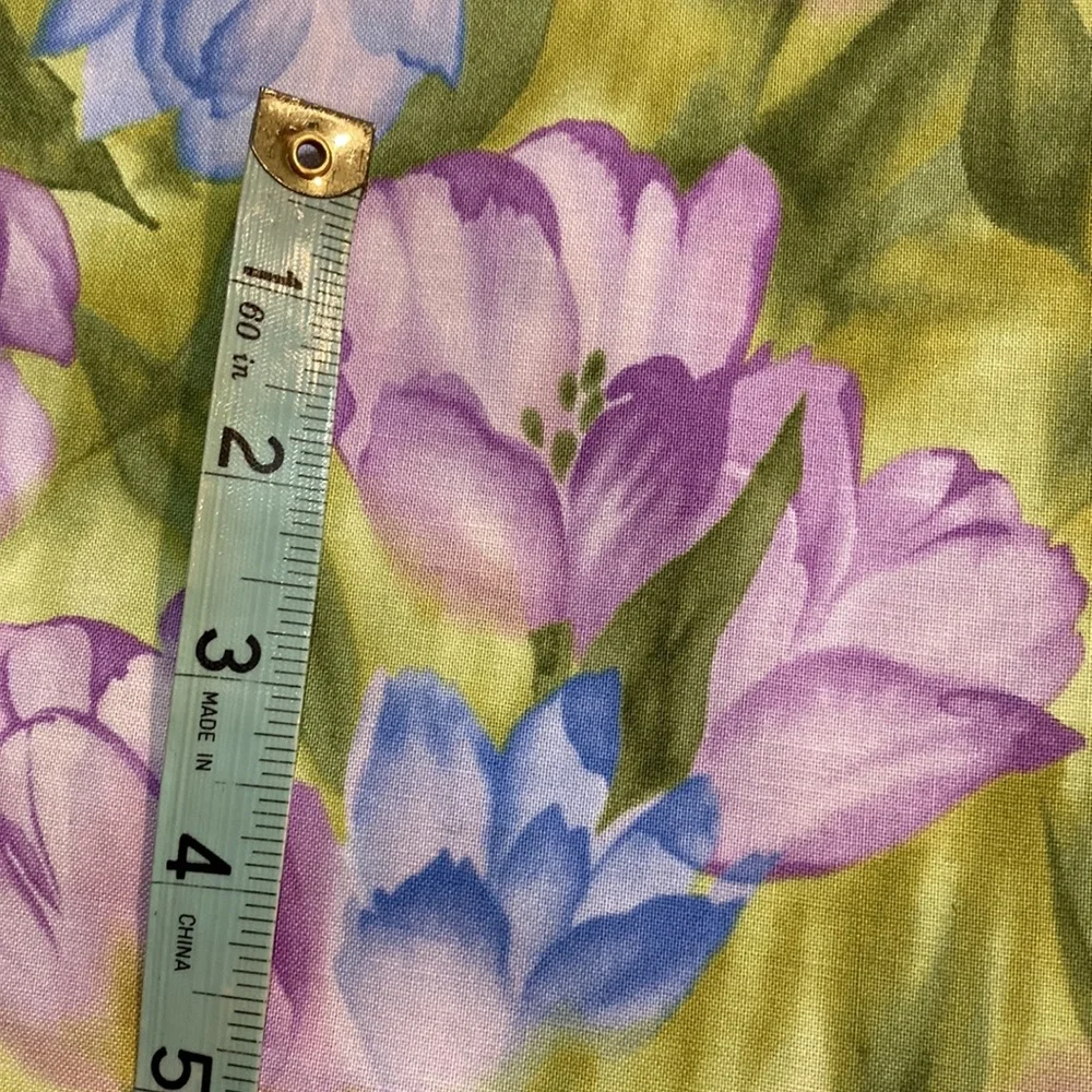 Robert Kaufman ‘Watercolor Meadows’ #5290 Fabric - Picture 6 of 7